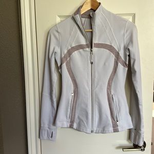 Lululemon White Fitted Jacket - Size 6